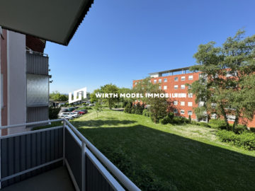 Drei-Zimmer-Wohnung mit Einzelgarage am Hochfeld/Steinberg, 97422 Schweinfurt, Etagenwohnung