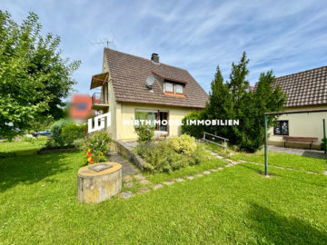 Freistehendes Einfamilienhaus mit Garage auf großem Grundstück in Traustadt, 97499 Donnersdorf / Traustadt, Einfamilienhaus